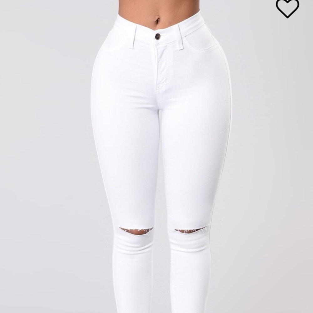 White knee slit Fashion nova